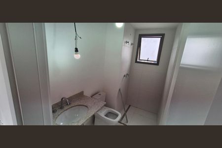 Banheiro de apartamento à venda com 3 quartos, 132m² em Butantã, São Paulo
