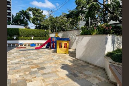 Apartamento à venda com 4 quartos, 202m² em Vila Gomes Cardim, São Paulo