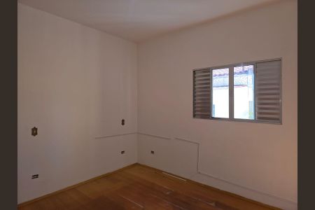 Casa para alugar com 30m², 1 quarto e 1 vagaQuarto 