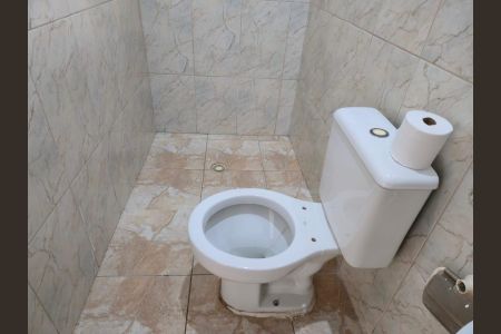 Casa para alugar com 30m², 1 quarto e 1 vagaBanheiro Social 02