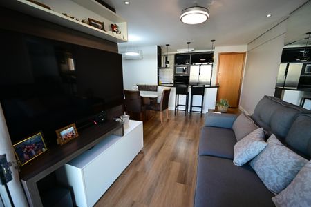 Apartamento à venda com 3 quartos, 93m² em Condomínio Esmeralda, Goiânia