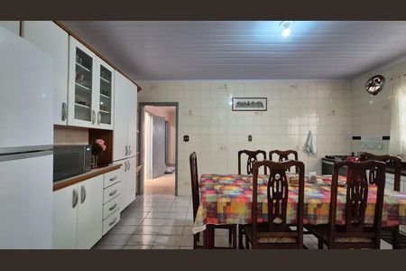 Casa à venda com 3 quartos, 400m² em Vila Valparaíso, Santo André