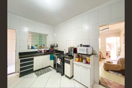 Casa à venda com 3 quartos, 151m² em Novo Eldorado, Contagem