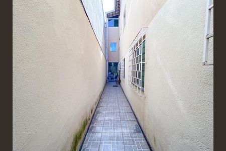 Casa à venda com 3 quartos, 151m² em Novo Eldorado, Contagem