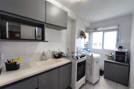 Cozinha de apartamento à venda com 2 quartos, 45m² em Vila São Bernardo, Campinas