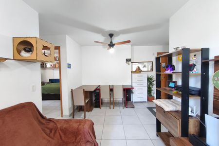 Sala de apartamento para alugar com 2 quartos, 45m² em Vila São Bernardo, Campinas