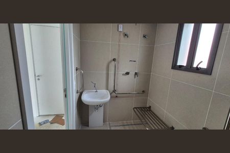 Banheiro de apartamento à venda com 1 quarto, 26m² em Butantã, São Paulo