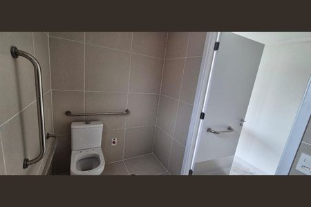 Banheiro de apartamento à venda com 1 quarto, 26m² em Butantã, São Paulo