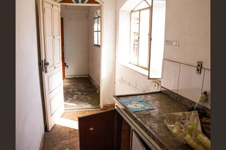 Casa para alugar com 7 quartos, 250m² em Santa Cruz, Rio de Janeiro