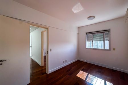 Apartamento para alugar com 68m², 2 quartos e 2 vagas Apartamento para alugar com 68m², 2 quartos e 2 vagasSuíte