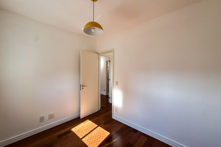 Apartamento para alugar com 68m², 2 quartos e 2 vagas Apartamento para alugar com 68m², 2 quartos e 2 vagasQuarto