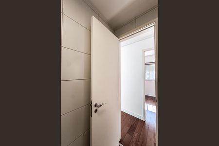 Apartamento para alugar com 68m², 2 quartos e 2 vagas Apartamento para alugar com 68m², 2 quartos e 2 vagasBanheiro