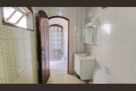 Banheiro 2 de casa para alugar com 4 quartos, 120m² em Caxangá, Suzano
