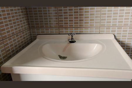 Casa para alugar com 120m², 4 quartos e 2 vagas Casa para alugar com 120m², 4 quartos e 2 vagasBanheiro 2