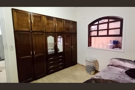 Casa para alugar com 120m², 4 quartos e 2 vagas Casa para alugar com 120m², 4 quartos e 2 vagasQuarto 1