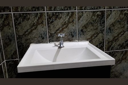 Casa para alugar com 120m², 4 quartos e 2 vagas Casa para alugar com 120m², 4 quartos e 2 vagasBanheiro 1
