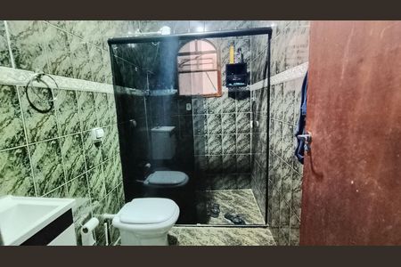 Casa para alugar com 120m², 4 quartos e 2 vagas Casa para alugar com 120m², 4 quartos e 2 vagasBanheiro 1