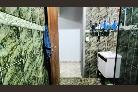 Casa para alugar com 120m², 4 quartos e 2 vagas Casa para alugar com 120m², 4 quartos e 2 vagasBanheiro 1