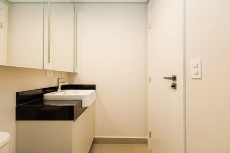 Apartamento à venda com 86m², 2 quartos e 2 vagas Apartamento à venda com 86m², 2 quartos e 2 vagasBanheiro
