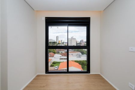 Quarto de apartamento à venda com 2 quartos, 86m² em Alto da XV, Curitiba
