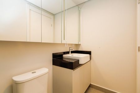 Apartamento à venda com 86m², 2 quartos e 2 vagas Apartamento à venda com 86m², 2 quartos e 2 vagasBanheiro