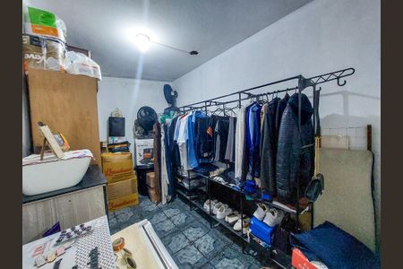 Quarto 2 de casa à venda com 2 quartos, 90m² em Chácara Santana, São Paulo