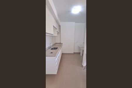 Apartamento para alugar com 57m², 2 quartos e 1 vaga Apartamento para alugar com 57m², 2 quartos e 1 vagaCozinha e Área de Serviço
