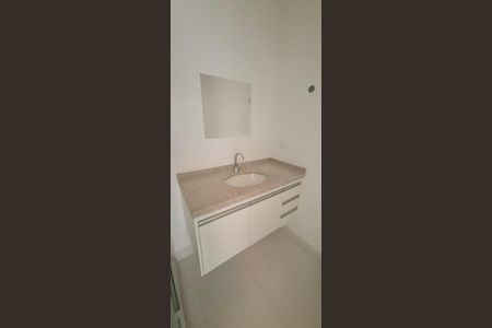 Apartamento para alugar com 57m², 2 quartos e 1 vaga Apartamento para alugar com 57m², 2 quartos e 1 vagaBanheiro da Suíte