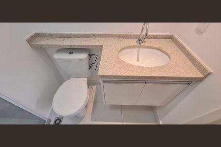 Apartamento para alugar com 57m², 2 quartos e 1 vaga Apartamento para alugar com 57m², 2 quartos e 1 vagaBanheiro