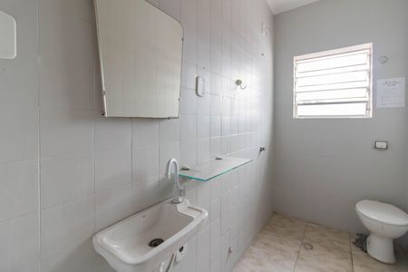 Banheiro de casa para alugar com 3 quartos, 167m² em Gopouva, Guarulhos