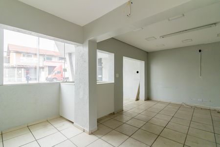 Casa para alugar com 167m², 3 quartos e sem vaga Casa para alugar com 167m², 3 quartos e sem vagaSala