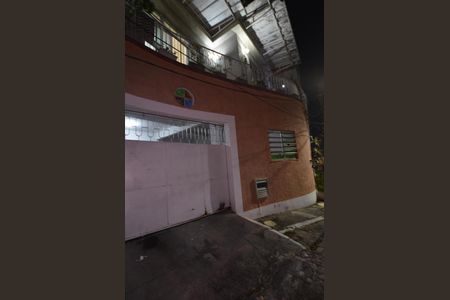 Fachada de casa à venda com 3 quartos, 231m² em Vila Valqueire, Rio de Janeiro