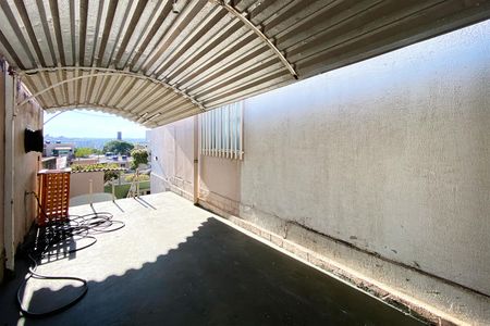 Garagem de casa à venda com 4 quartos, 360m² em União, Belo Horizonte