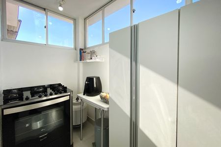 Apoio cozinha de casa à venda com 4 quartos, 360m² em União, Belo Horizonte