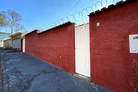 Fachada de casa à venda com 4 quartos, 360m² em União, Belo Horizonte