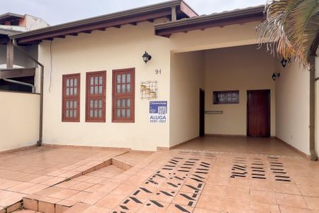 Casa de condomínio para alugar com 170m², 3 quartos e 3 vagas