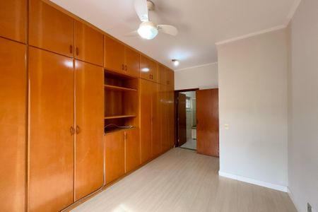 Casa de condomínio para alugar com 170m², 3 quartos e 3 vagas