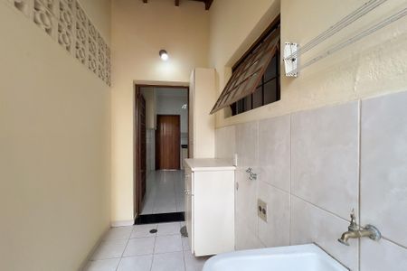 Casa de condomínio para alugar com 170m², 3 quartos e 3 vagas