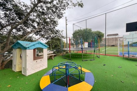 Casa de condomínio para alugar com 170m², 3 quartos e 3 vagas