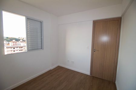 Apartamento à venda com 71m², 3 quartos e 3 vagas Apartamento à venda com 71m², 3 quartos e 3 vagas Quarto 02