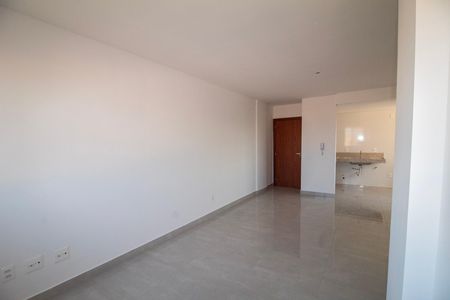 Sala de apartamento à venda com 3 quartos, 71m² em Padre Eustáquio, Belo Horizonte
