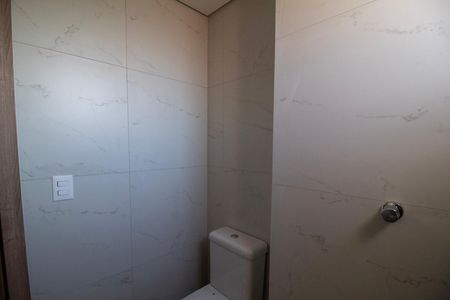 Banheiro da Suite de apartamento à venda com 3 quartos, 71m² em Padre Eustáquio, Belo Horizonte