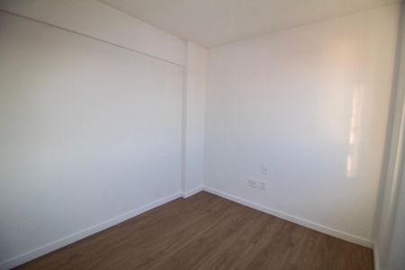 Apartamento à venda com 71m², 3 quartos e 3 vagas Apartamento à venda com 71m², 3 quartos e 3 vagas Quarto 02