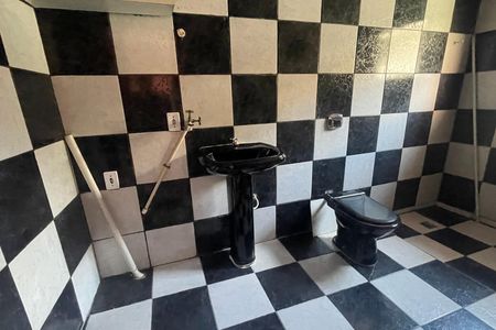 Banheiro de casa para alugar com 1 quarto, 83m² em Doutor Laureano, Duque de Caxias