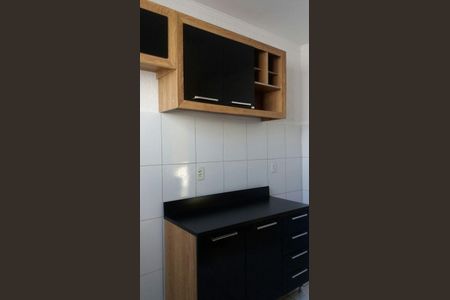 Apartamento à venda com 2 quartos, 50m² em Kennedy, Contagem