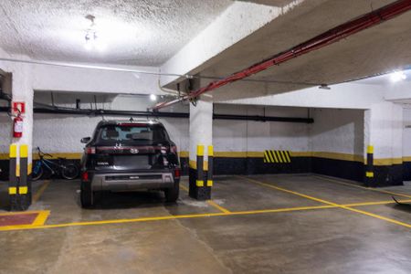 Garagem de apartamento para alugar com 2 quartos, 50m² em Pompeia, São Paulo
