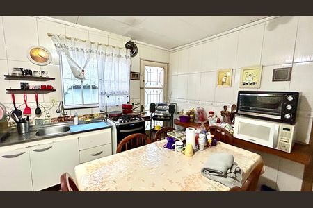 Cozinha de casa à venda com 3 quartos, 180m² em Jardim Santa Mena, Guarulhos