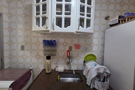 Cozinha de apartamento para alugar com 2 quartos, 72m² em Guilhermina, Praia Grande