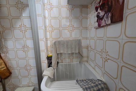 Área de Serviço de apartamento para alugar com 2 quartos, 72m² em Guilhermina, Praia Grande