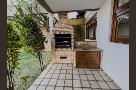 Casa para alugar com 3 quartos, 450m² em Alphaville, Santana de Parnaíba
